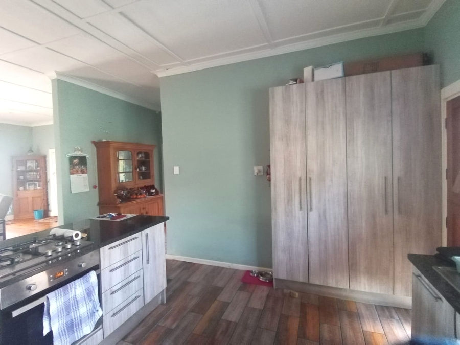 5 Bedroom Property for Sale in Berea Eastern Cape